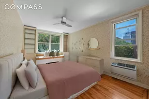 310 W 55th St, New York City, NY 10019 - Photo 12