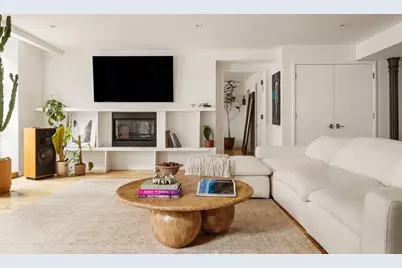 374 Broome Street #4N, New York, NY 10013 - Photo 4