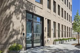 128 Woodpoint Rd, New York City, NY 11211 - Photo 14