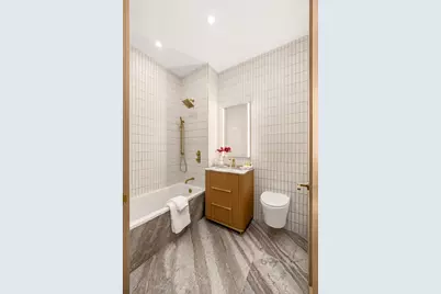 660 Lexington Avenue #3A, New York City, NY 10022 - Photo 12