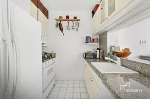 200 Riverside Blvd, New York City, NY 10069 - Photo 2