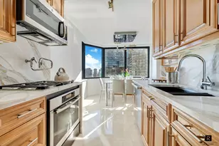 415 E 37th St, New York City, NY 10016 - Photo 4