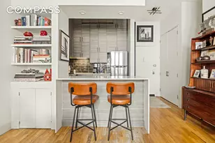 360 W 21st St, New York City, NY 10011 - Photo 2