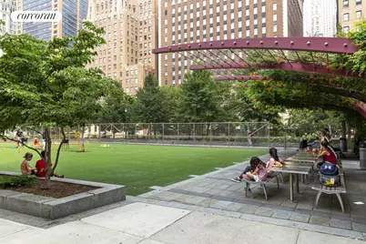 250 S End Avenue #6F, New York City, NY 10280 - Photo 18