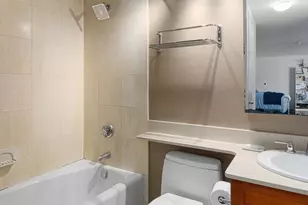 250 S End Ave, New York City, NY 10280 - Photo 8