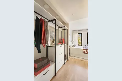 650 E 6th Street #4, New York, NY 10009 - Photo 8