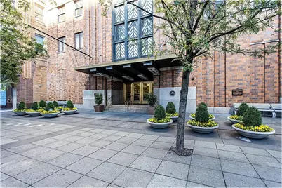 20 West Street #21A, New York City, NY 10004 - Photo 8