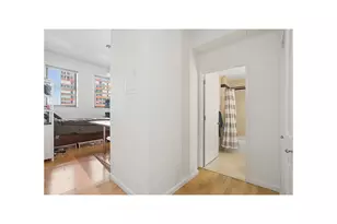 20 West St, New York City, NY 10004 - Photo 2