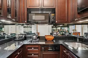 110 E 57th St, New York City, NY 10022 - Photo 6