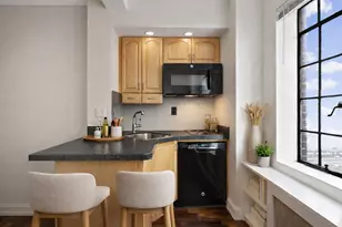 5 Tudor City Pl, New York, NY 10017 - Photo 2