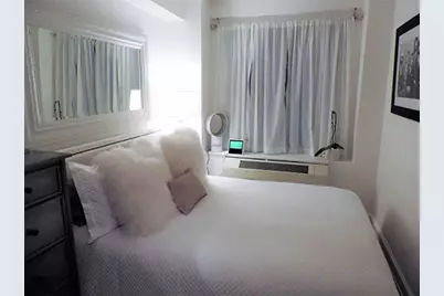 40 Central Park S #14I, New York, NY 10019 - Photo 10