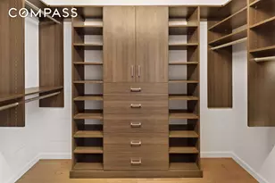 270 W 17th St, New York City, NY 10011 - Photo 4