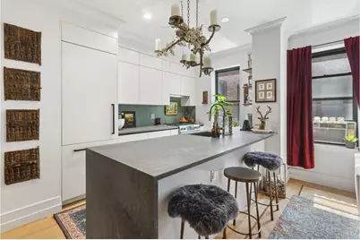 24-39 38th Street #C9, Astoria, NY 11103 - Photo 2