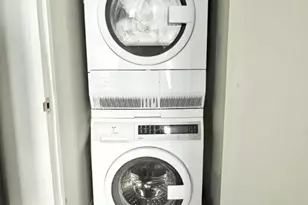 350 W 42nd St, New York, NY 10036 - Photo 6