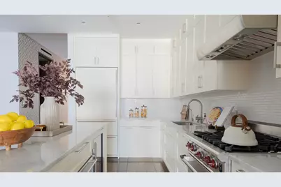 347 W Broadway #6, New York City, NY 10013 - Photo 6