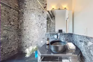 124 Thompson St, New York City, NY 10012 - Photo 12