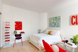 124 Thompson St, New York City, NY 10012 - Photo 2