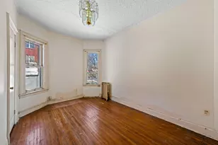 825 E 13th St, New York City, NY 11230 - Photo 4