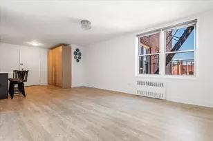 60-11 Broadway, New York City, NY 11377 - Photo 4