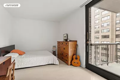 52 E End Avenue #8B, New York City, NY 10028 - Photo 4
