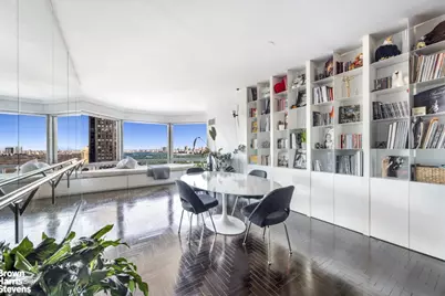 301 W 57th Street #30B, New York, NY 10019 - Photo 2