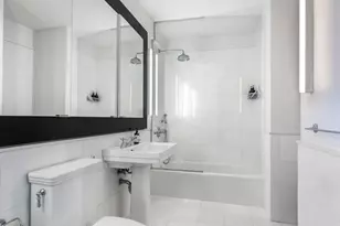 301 W 57th St, New York City, NY 10019 - Photo 6