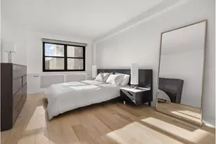 210 E 15th St, New York City, NY 10003 - Photo 4