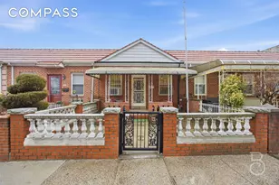 22-61 46th St, New York City, NY 11105 - Photo 1