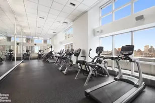 350 W 42nd St, New York City, NY 10036 - Photo 8