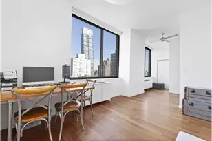 111 W 67th St, New York City, NY 10023 - Photo 2