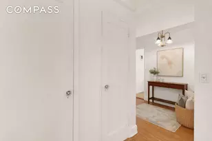 74 W 68th St, New York City, NY 10023 - Photo 4