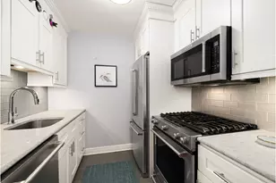 16 W 16th St, New York City, NY 10011 - Photo 4