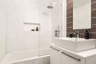 133 W 22nd St, New York City, NY 10011 - Photo 10