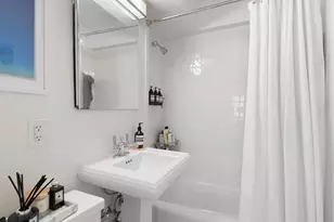 200 E 78th St, New York City, NY 10075 - Photo 8
