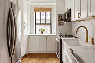 15 W 11th St, New York, NY 10011 - Photo 4