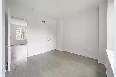 416 W 52nd Street #520, New York City, NY 10019 - Photo 4
