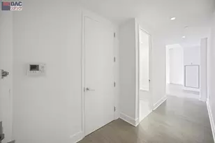 416 W 52nd St, New York City, NY 10019 - Photo 10