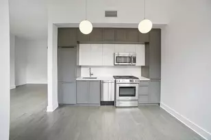 416 W 52nd St, New York City, NY 10019 - Photo 6