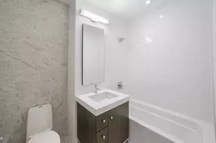 416 W 52nd St, New York City, NY 10019 - Photo 10