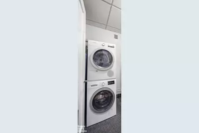 20 E 17th Street #7, New York City, NY 10003 - Photo 14