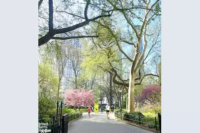 20 E 17th Street #7, New York City, NY 10003 - Photo 34