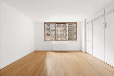 235 E 40th Street #4J, New York City, NY 10016 - Photo 2