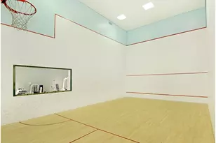 235 E 40th St, New York City, NY 10016 - Photo 12