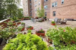 474 W 238th St, New York City, NY 10463 - Photo 12