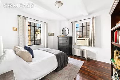 25 Tudor City Place #1611, New York City, NY 10017 - Photo 4