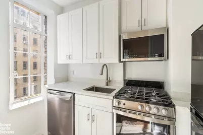 350 W 57th Street #5E, New York City, NY 10019 - Photo 4