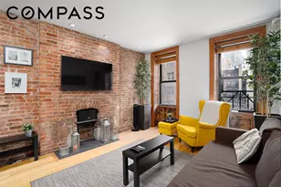 218 E 82nd St, New York City, NY 10028 - Photo 2
