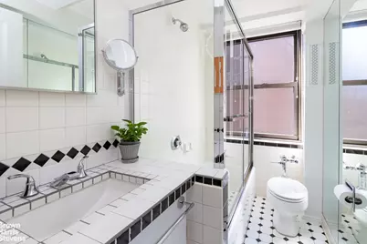 235 E 73rd Street #10B, New York City, NY 10021 - Photo 8