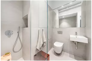 448 W 37th St, New York, NY 10018 - Photo 10