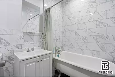 126 Hall Street, New York City, NY 11205 - Photo 18